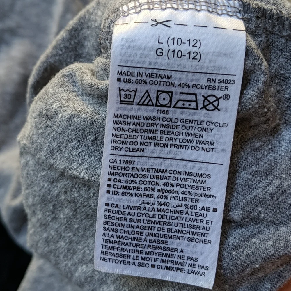 Old Navy bt9 gently